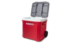 Koelbox Igloo Latitude 60 Roller Red 2021 -Kampeeruitrusting Winkel 00034749 o1