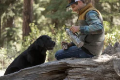 Thermosfles Stanley The Legendary Classic Bottle Bottomland Mossy Oak 1L -Kampeeruitrusting Winkel 3 1200x800 4