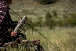 Thermosfles Stanley The Legendary Classic Bottle Bottomland Mossy Oak 1L -Kampeeruitrusting Winkel 4 1200x800 5