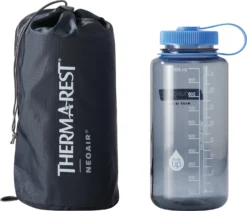 Slaapmat Thermarest NeoAir Topo Print Regular 11 Slaapmat Thermarest NeoAir Topo Print Regular -Kampeeruitrusting Winkel 4 13222 thermarest neoair topo etherwave regular ssack